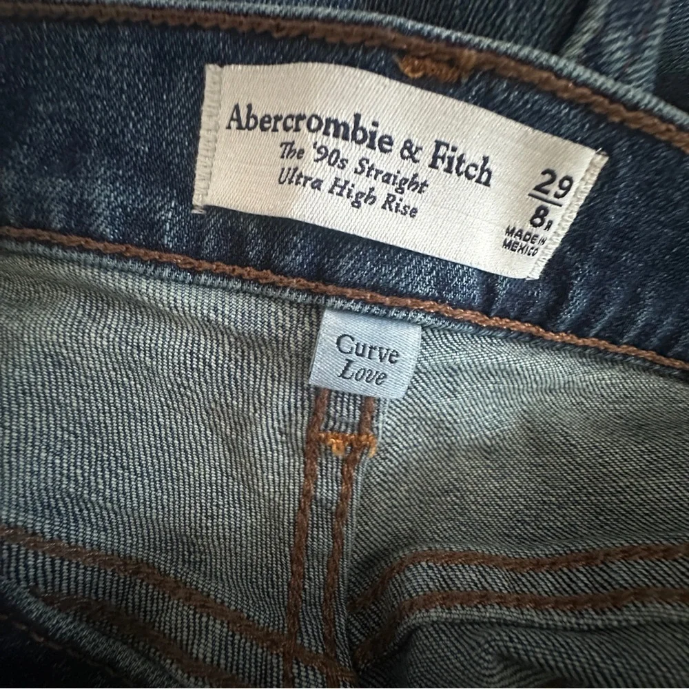 Abercrombie Fitch 90s Straight‎ Ultra High Rise Curve Denim Jeans Womens 28 (8)
